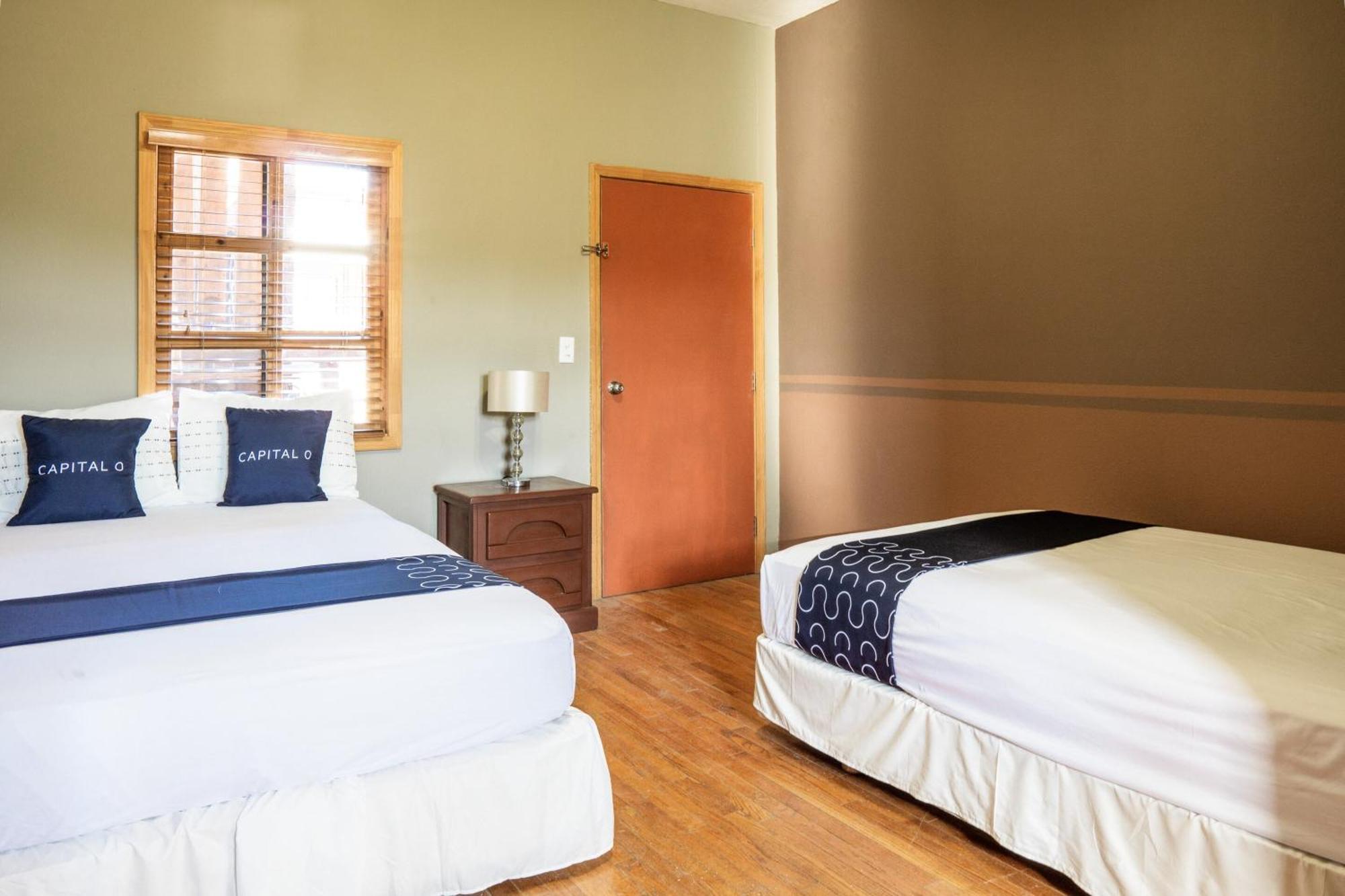 Capital O Hotel Villa Azura Текате Экстерьер фото